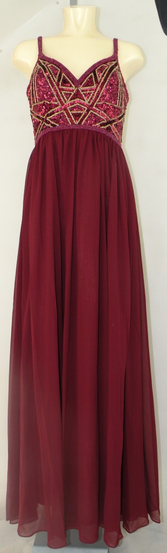 Ballkleid lang in deep red