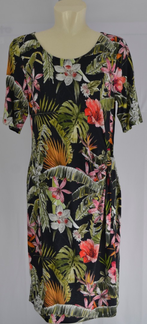 Sommerliches Kleid in floral gemustert