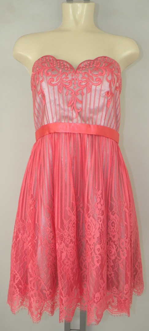 Cocktailkleid in papaya-dune