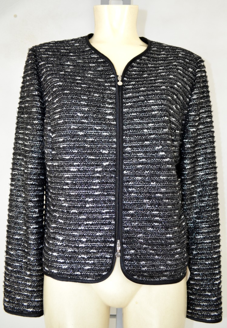 Boucle`Kurzjacke mit Glanzeffekt
