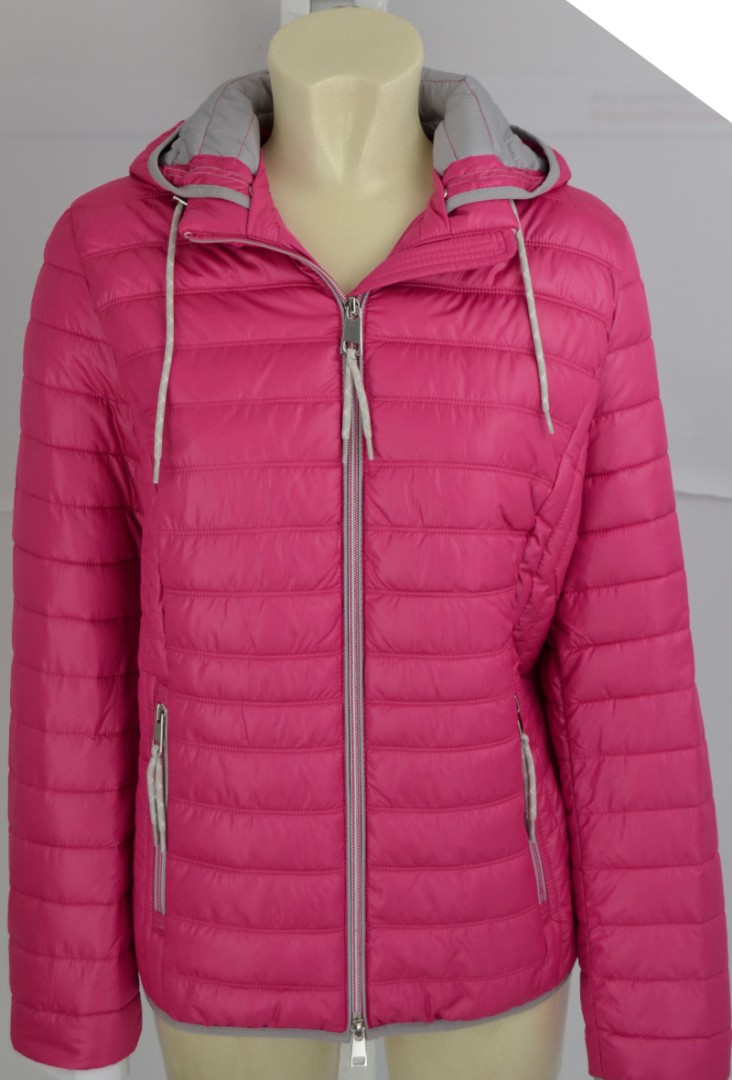 Leichte Steppjacke mit Kapuze in pink